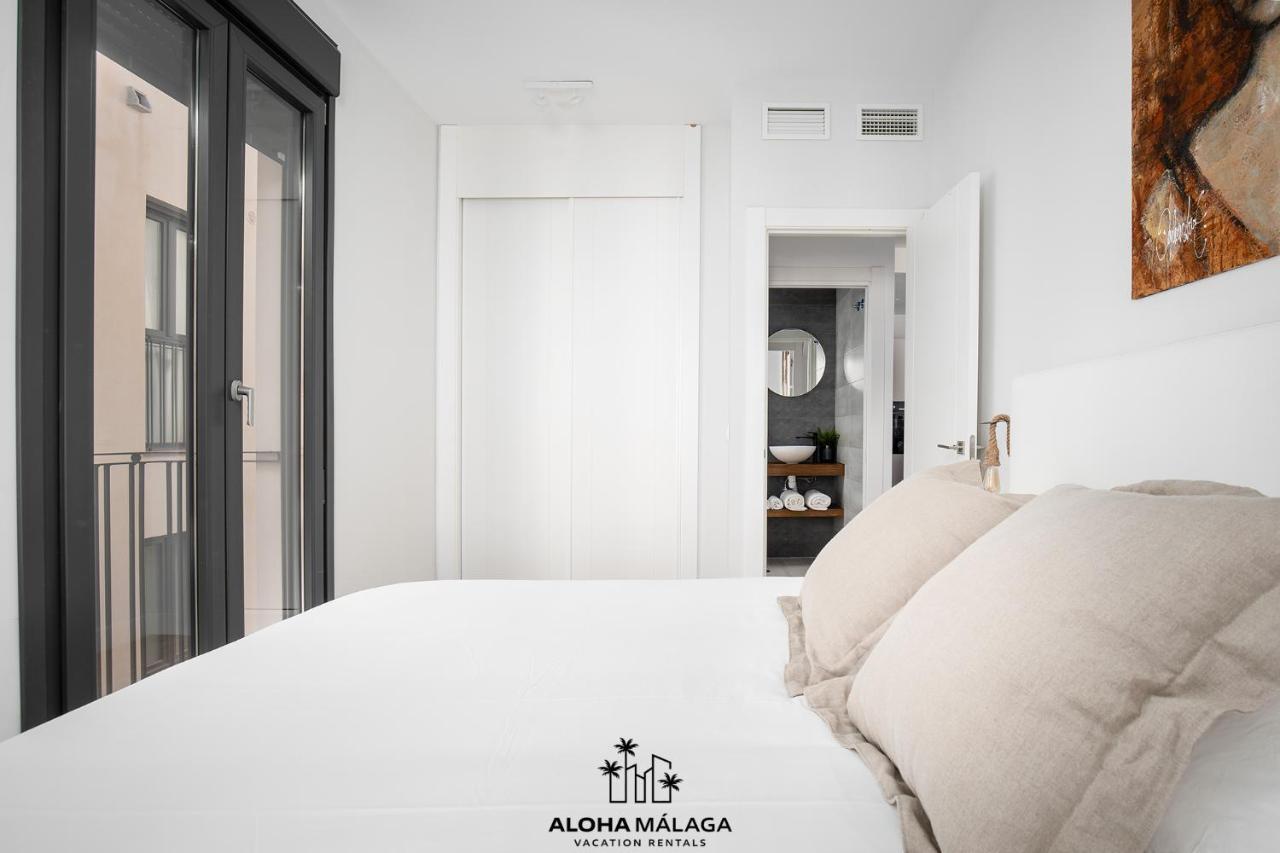 Luxury Duplex With Pool And Padel Court In Town Apartamento Málaga Exterior foto