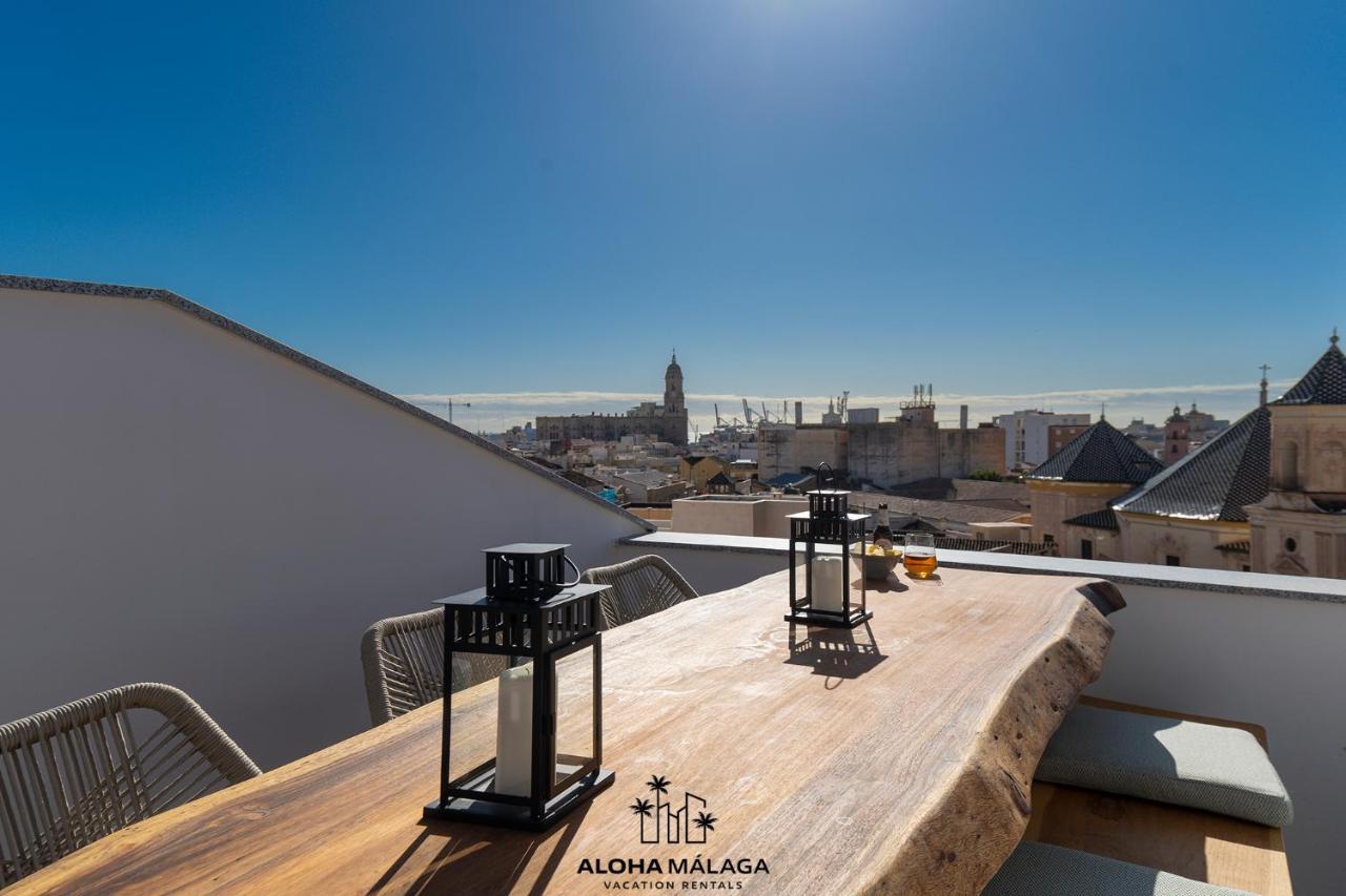 Luxury Duplex With Pool And Padel Court In Town Apartamento Málaga Exterior foto