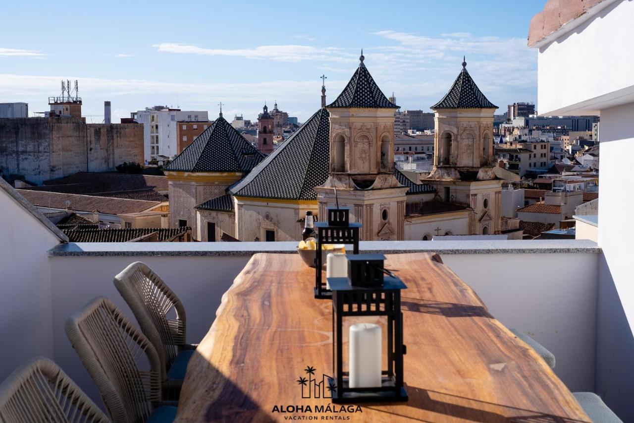 Luxury Duplex With Pool And Padel Court In Town Apartamento Málaga Exterior foto