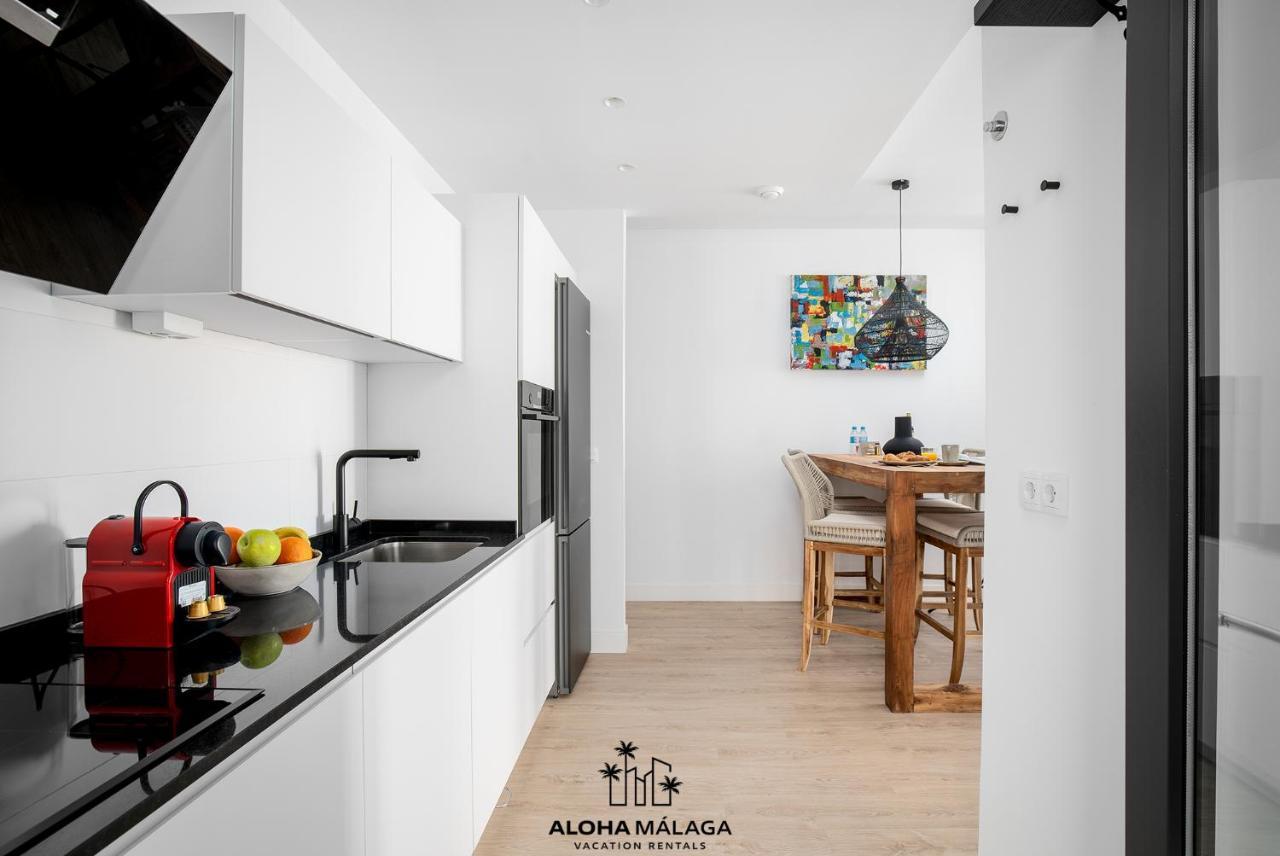 Luxury Duplex With Pool And Padel Court In Town Apartamento Málaga Exterior foto