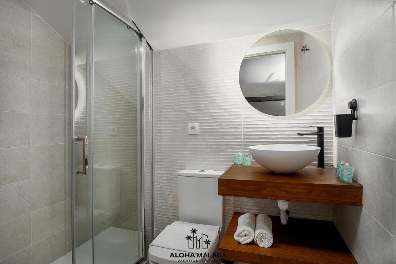 Luxury Duplex With Pool And Padel Court In Town Apartamento Málaga Exterior foto