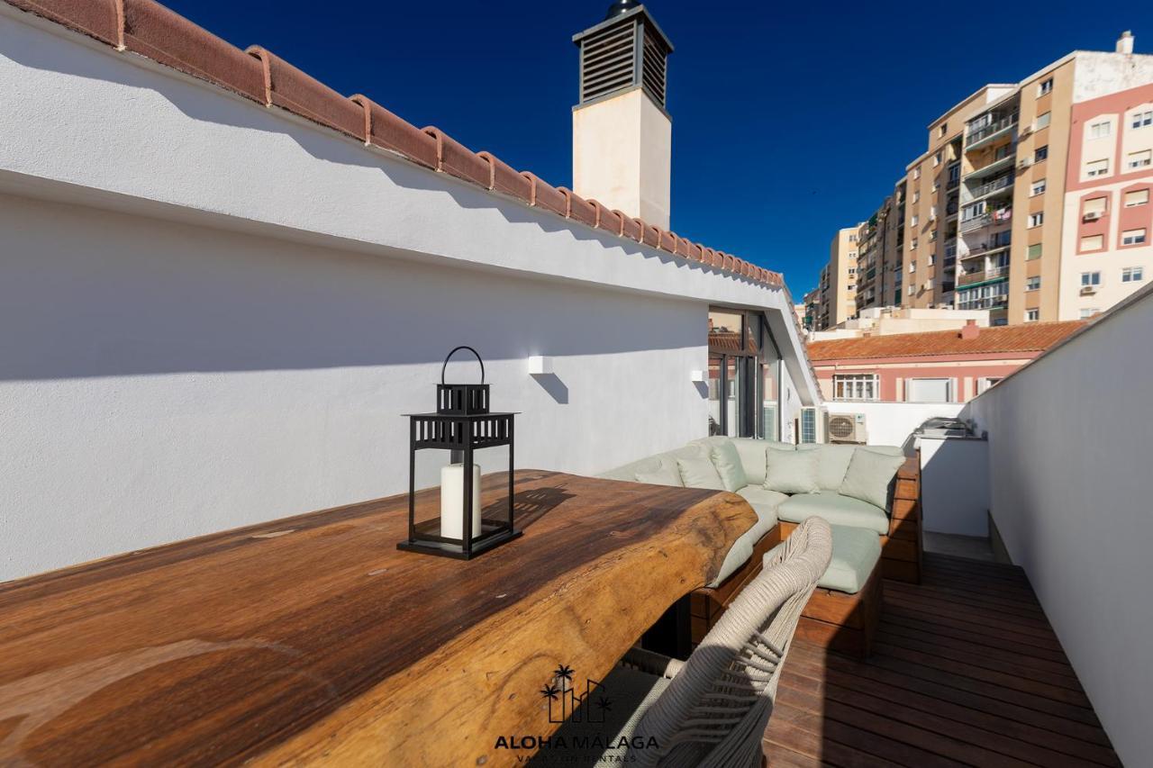 Luxury Duplex With Pool And Padel Court In Town Apartamento Málaga Exterior foto