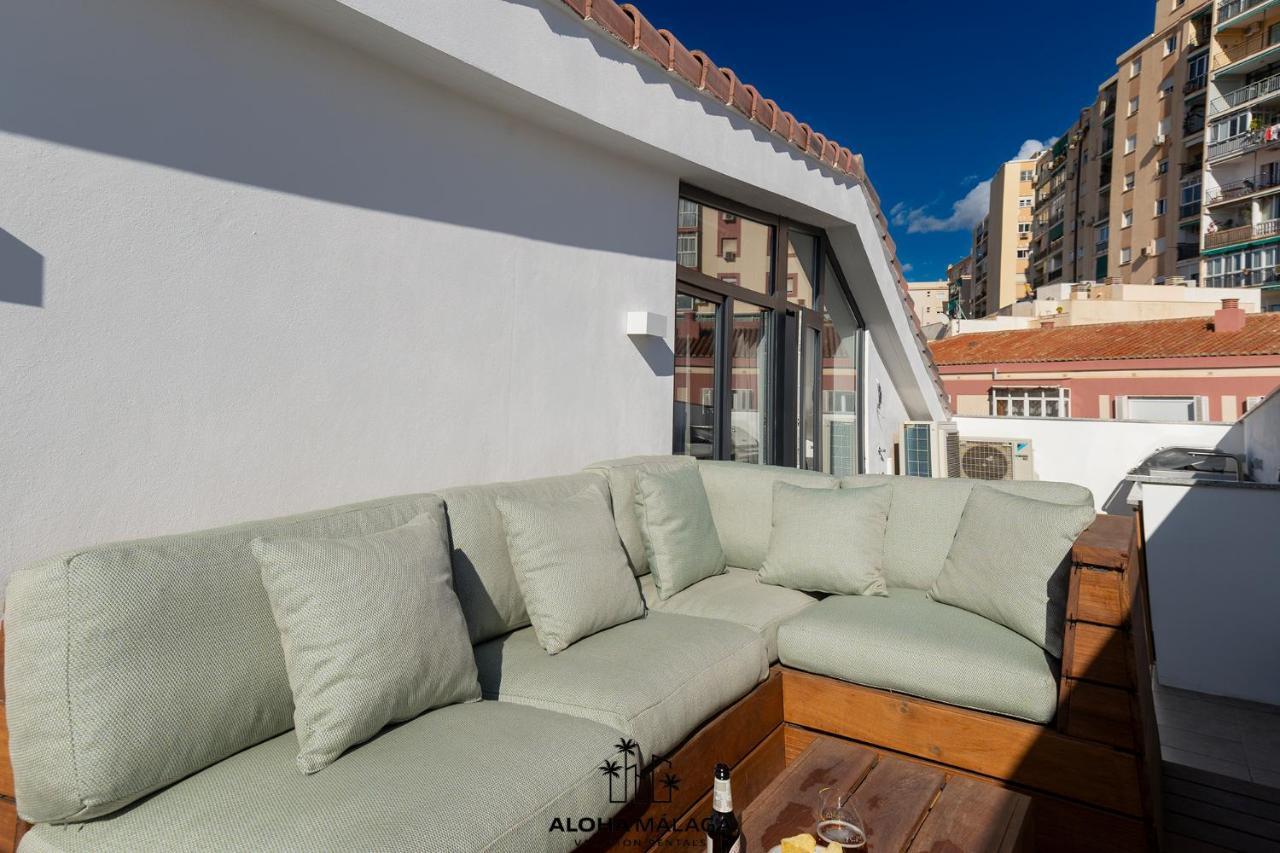 Luxury Duplex With Pool And Padel Court In Town Apartamento Málaga Exterior foto